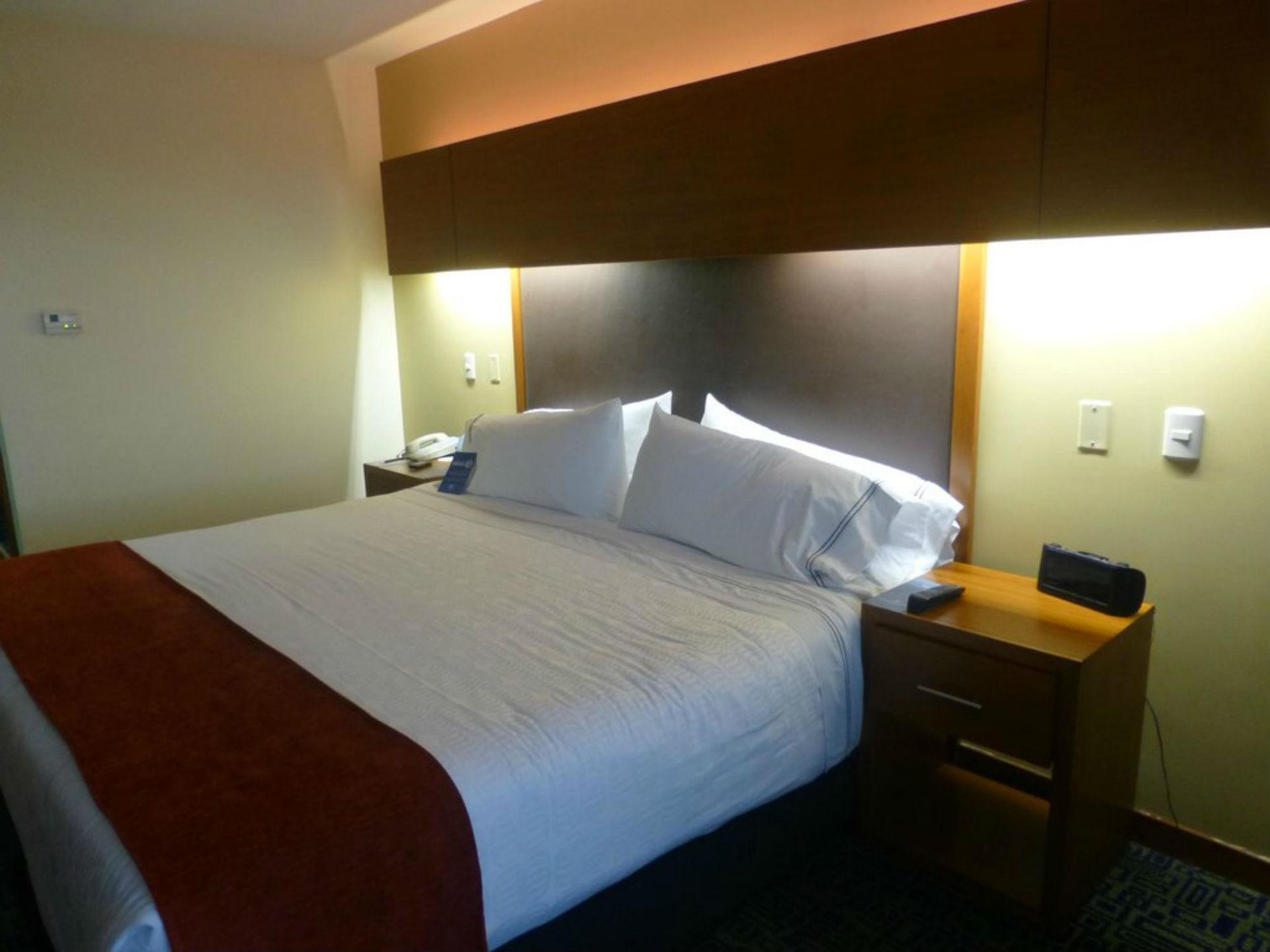 Hotel Tryp By Wyndham Guayaquil Airport Zewnętrze zdjęcie A room at the Hilton Garden Inn in San Francisco